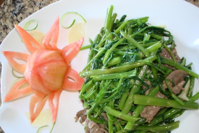 Thực hư lời đồn ăn rau muống ngừa ung thư